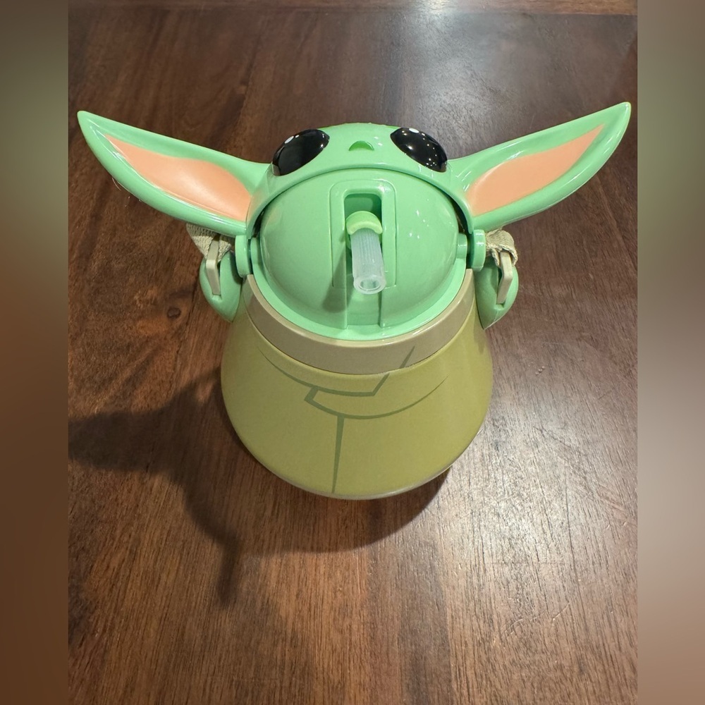 Grogu Travel Mug With Strap- Star Wars-Mandalorian NEW - Picture 6 of 7